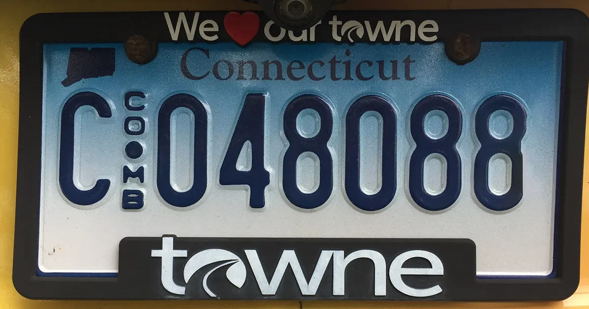 are license plate frames illegal in ct